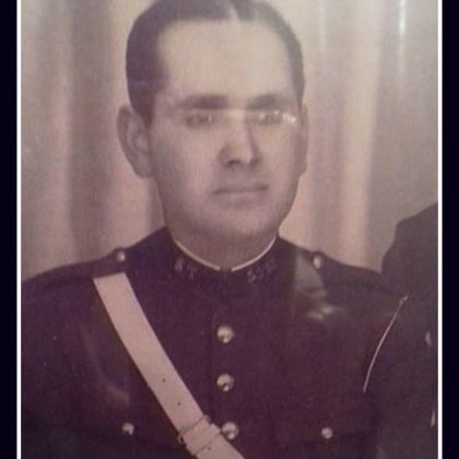 Policia de Transio com farda de gala nos anos 50.