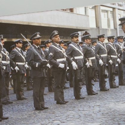 Formatura na cerimónia do dia da PSP de Lisboa da decada de 70.